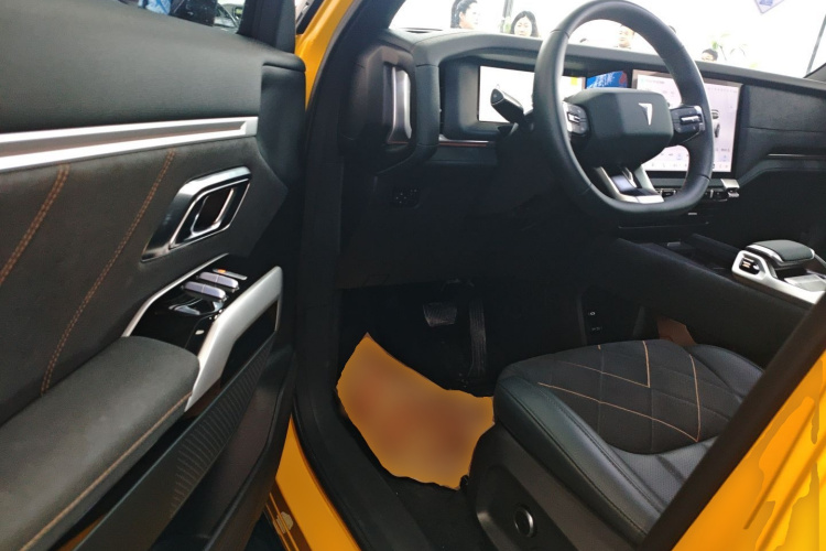 Deepal G318 2025 car image #13