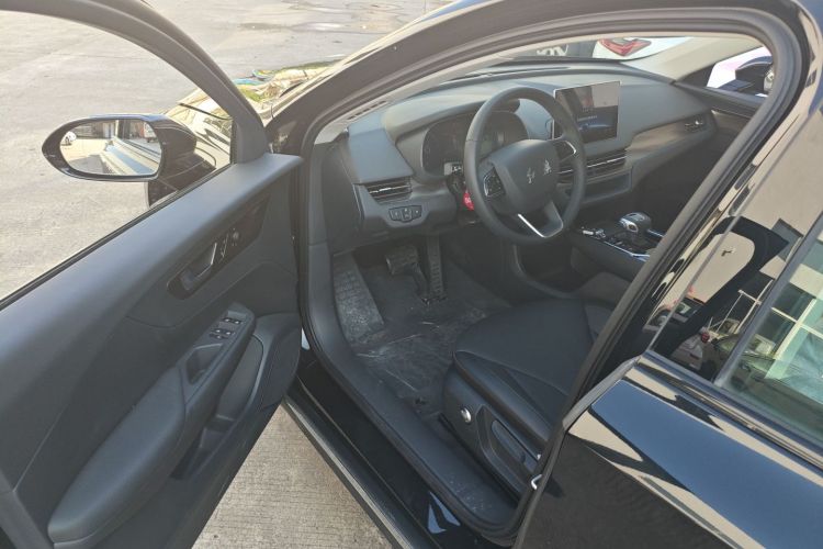 HongQi E-QM5 2022 immagine di auto #13