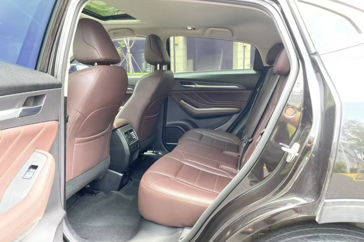 Haval F7x 2020 car image #13