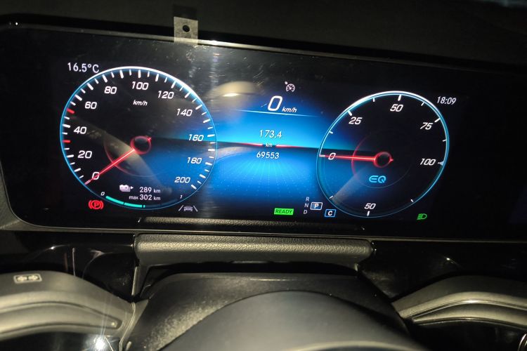 Mercedes-Benz EQA Class 2022 #13 Mercedes-Benz EQA Class 2022 imagen de coche #13