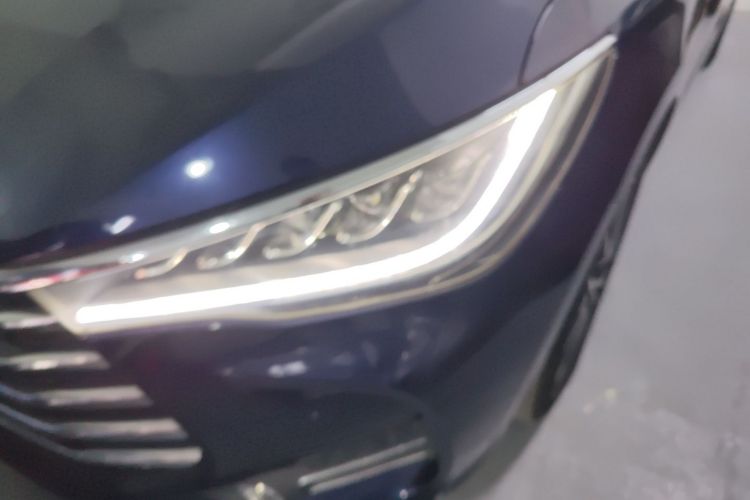 BYD Song MAX 2018 immagine di auto #13