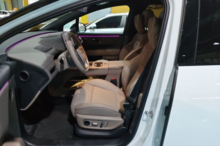 理想汽车 理想i6 2025 汽车图片 #13