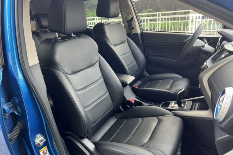 BYD Yuan New Energy 2019 immagine di auto #13