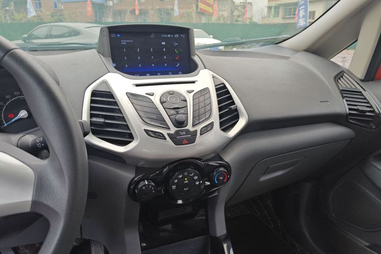 Ford EcoSport 2016 изображение автомобиля #13