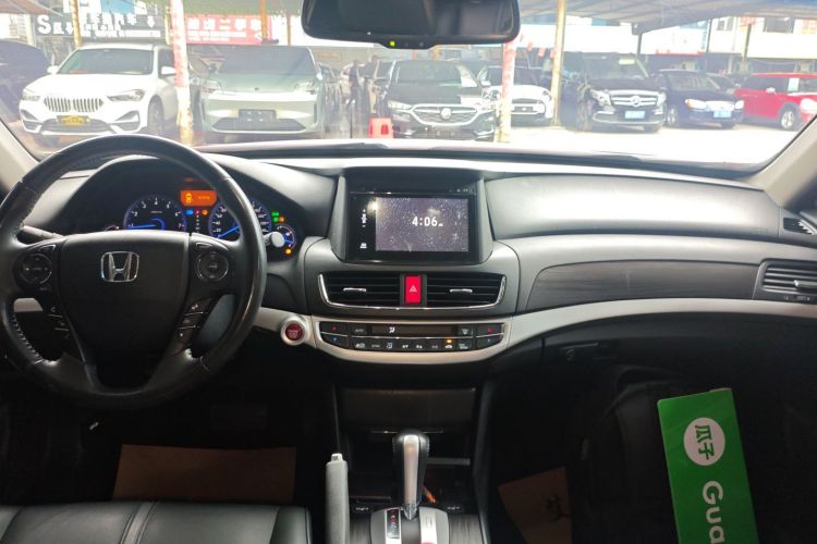 Honda CROSSTOUR 2015 car image #13