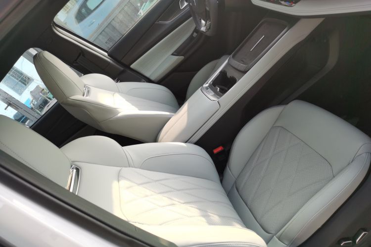 Changan CS55PLUS PHEV 2025 immagine di auto #13