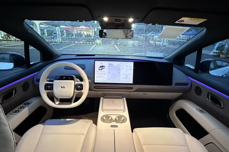 理想汽车 理想i6 汽车图片 #13