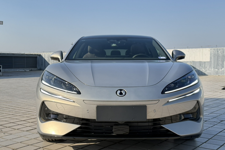 Denza Z9GT 2025 #13 Denza Z9GT 2025 immagine di auto #13