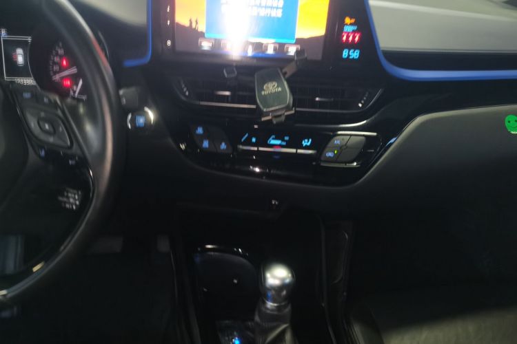 Toyota Izoa 2018 immagine di auto #13