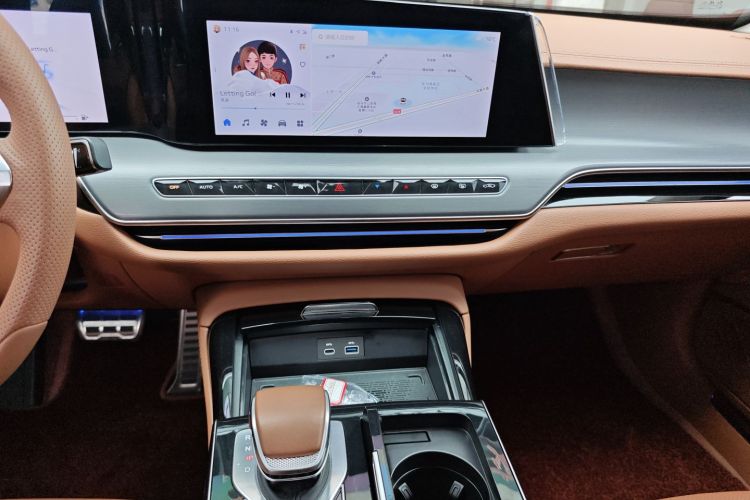 HongQi H9 2024 car image #13