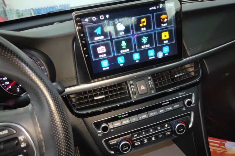 起亚 起亚K5新能源 2019 汽车图片 #13