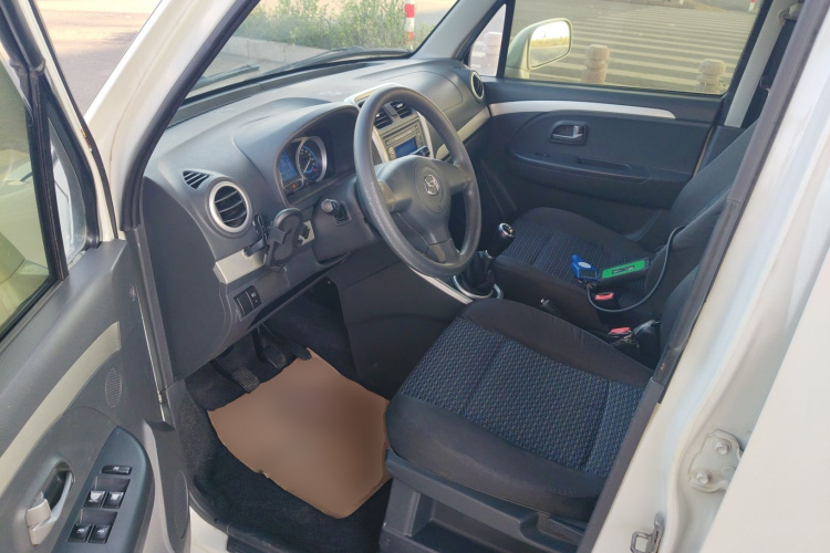 Suzuki Wagon R X5 2017 изображение автомобиля #13