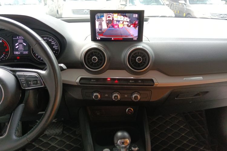 奥迪Q2L 2020 汽车图片 #13