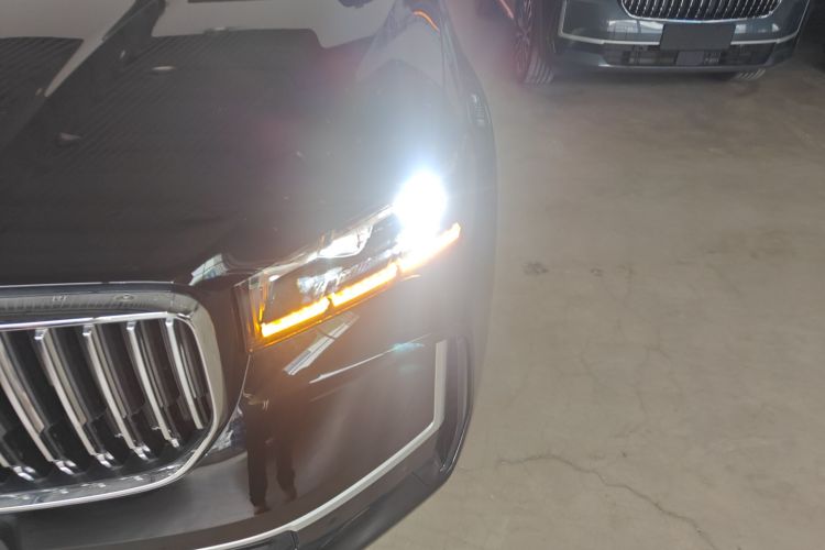 GEELY Monjaro MHEV 2025 #13 GEELY Monjaro MHEV 2025 car image #13