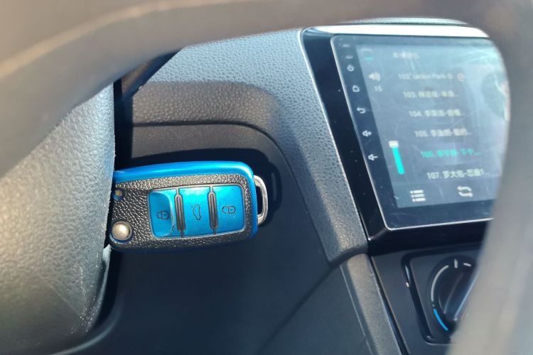 Volkswagen Santana 2019 car image #13