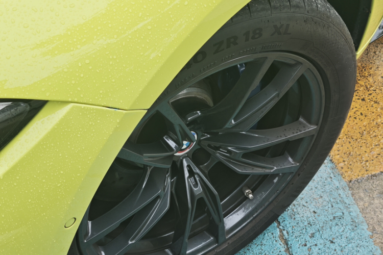 BMW M3 2023 immagine di auto #13