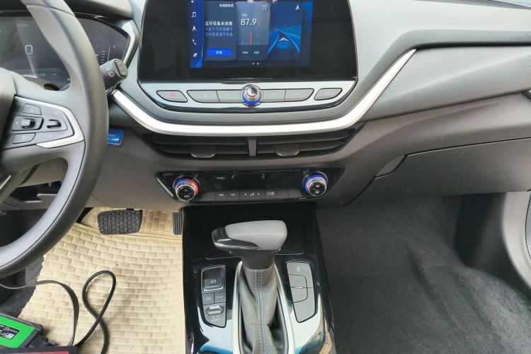 Chevrolet Charm 2020 car image #13