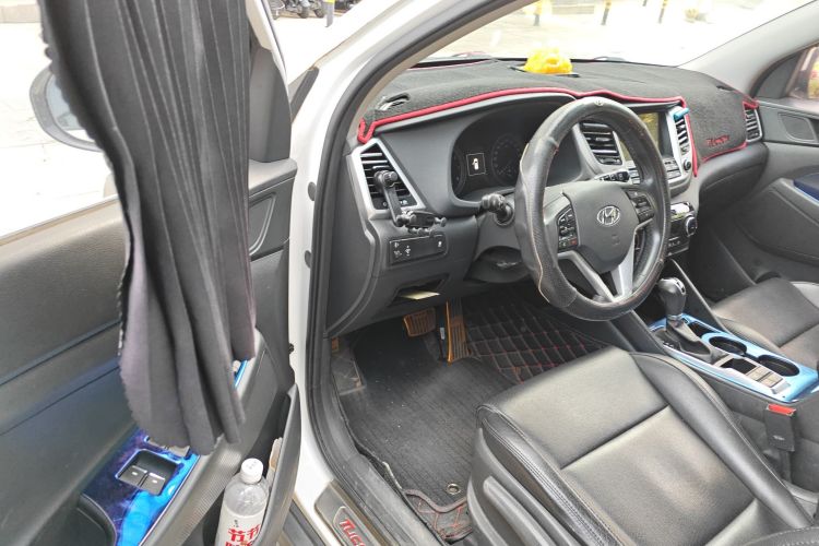 Hyundai Tucson (Imported) 2016 #13 Hyundai Tucson (Imported) 2016 car image #13