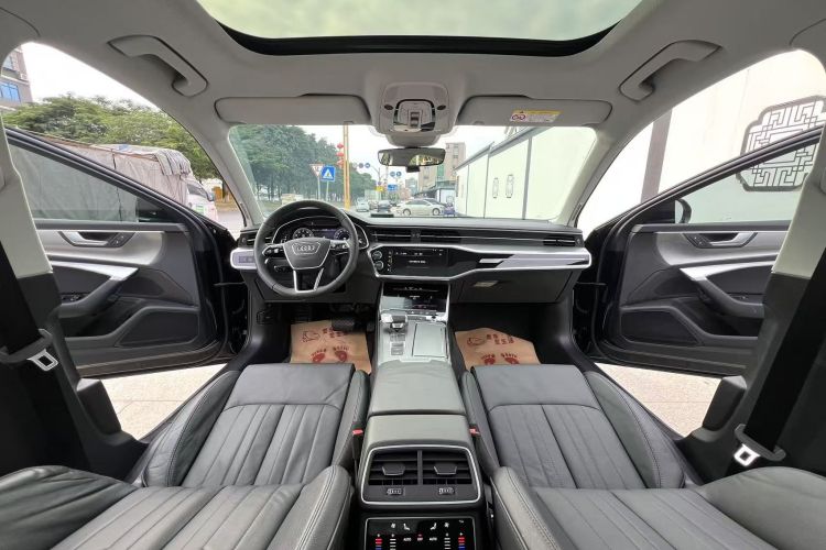 Audi A6L 2020 car image #13