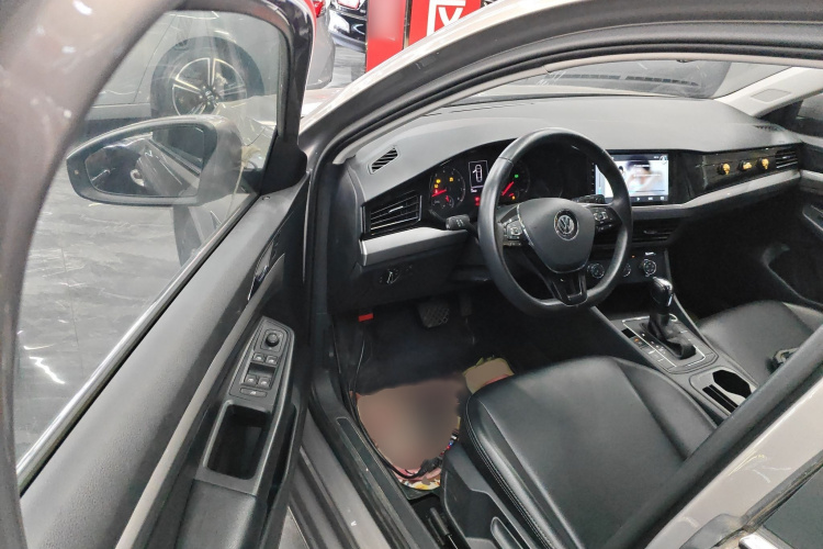 Volkswagen Bora 2019 car image #13