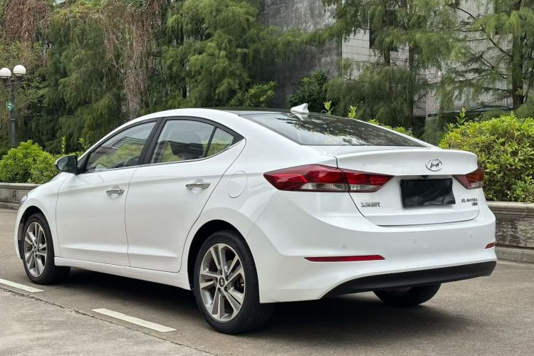 Hyundai Elantra AD 2018 car image #13