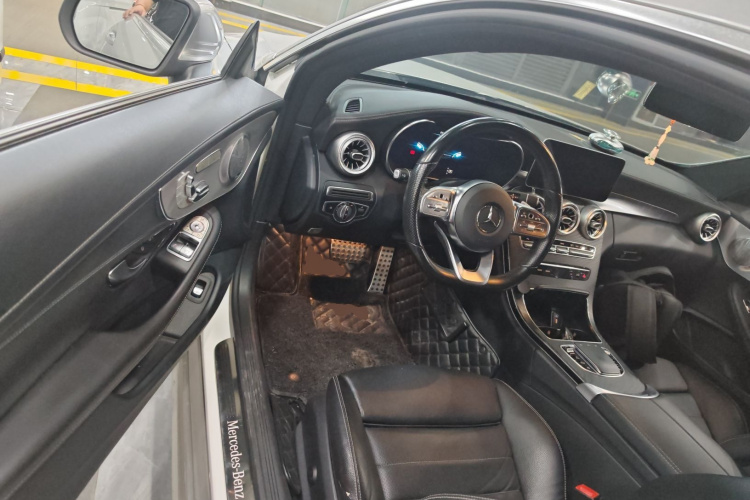 Mercedes-Benz C Class (Imported) 2021 #13 Mercedes-Benz C Class (Imported) 2021 car image #13