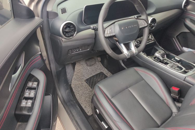 Forthing T5 EVO 2021 car image #13