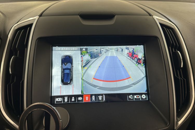 Ford Edge 2017 صورة سيارة #13