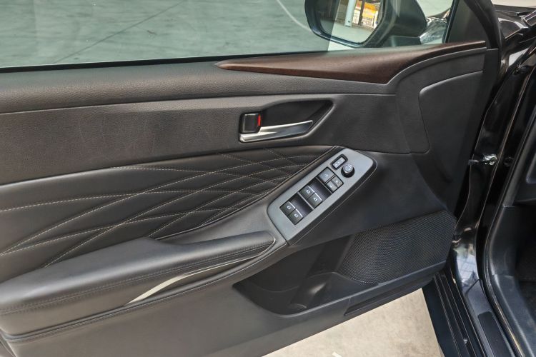 丰田 亚洲龙 2019 汽车图片 #13