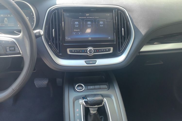 X70M 2021 #13 X70M 2021 car image #13