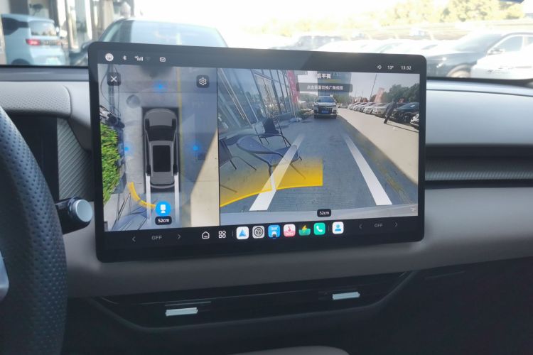 MG ES5 2024 #13 MG ES5 2024 car image #13