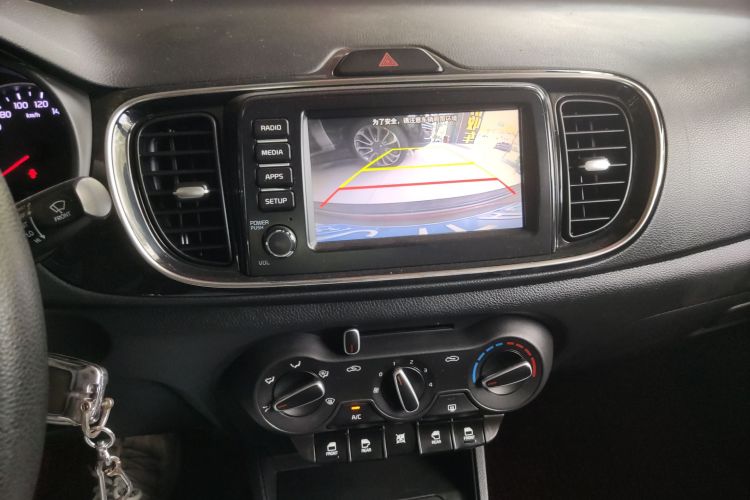 起亚 焕驰 2018 汽车图片 #13