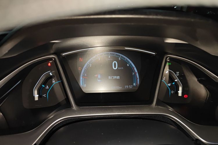 Honda Civic 2019 #13 Honda Civic 2019 car image #13