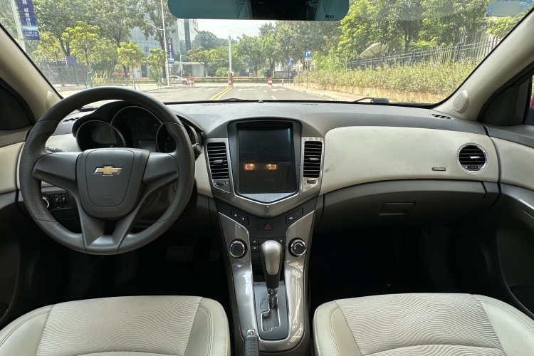 Chevrolet Cruze 2016 car image #13