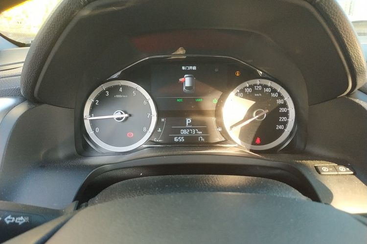 Honda UR-V 2017 car image #13