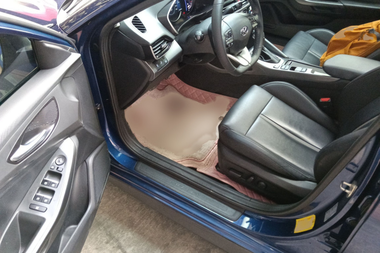 Hyundai Lafesta 2019 car image #13