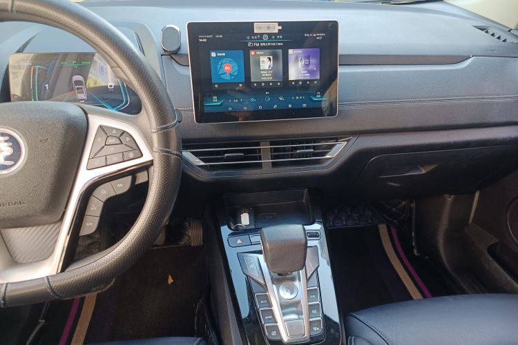 BYD Yuan New Energy 2019 car image #13