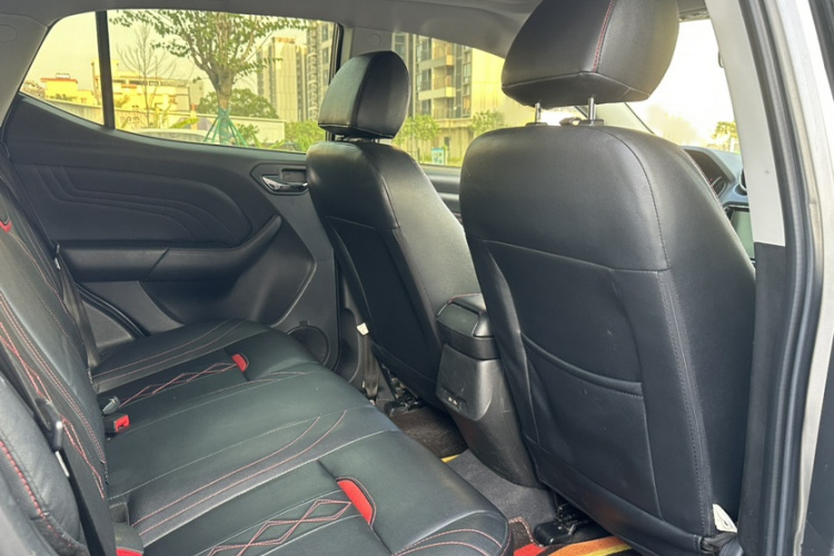 Soueast DX3 2018 imagen de coche #13