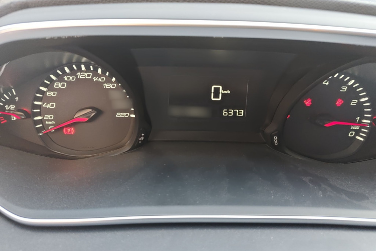 Peugeot 308 2018 car image #13