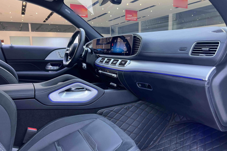 Mercedes-Benz GLE AMG 2023 #13 Mercedes-Benz GLE AMG 2023 изображение автомобиля #13