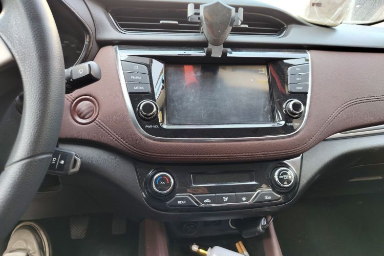 Changan Linmax 2017 #13 Changan Linmax 2017 car image #13