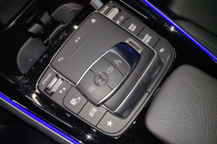 Mercedes-Benz EQB Class 2024 #13 Mercedes-Benz EQB Class 2024 immagine di auto #13