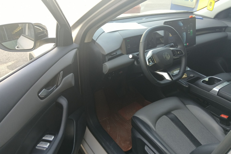 MG ES5 2025 #13 MG ES5 2025 car image #13