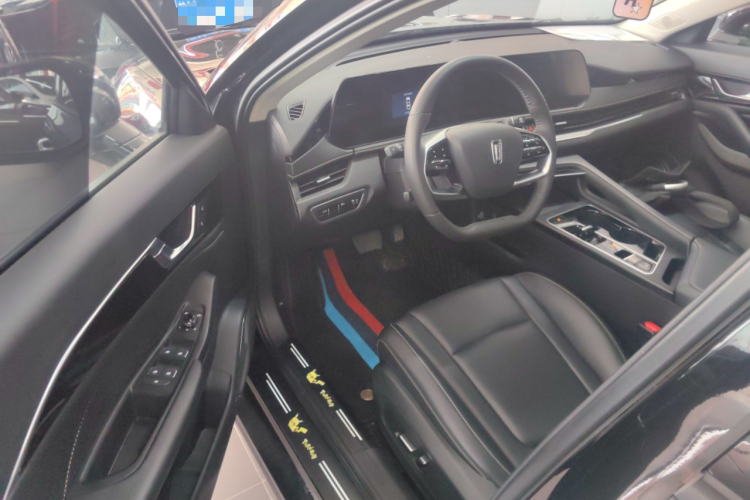 2024 immagine di auto #13