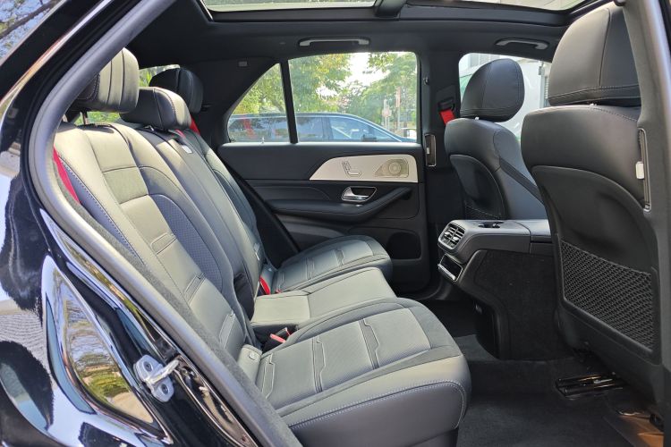 Mercedes-Benz GLE AMG 2024 #13 Mercedes-Benz GLE AMG 2024 изображение автомобиля #13