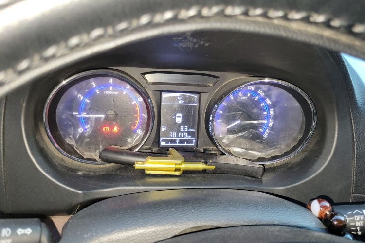 Forthing SX6 2016 #13 Forthing SX6 2016 car image #13