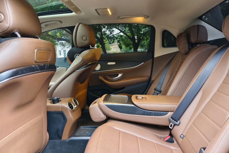 奔驰 奔驰E级 2018 汽车图片 #13