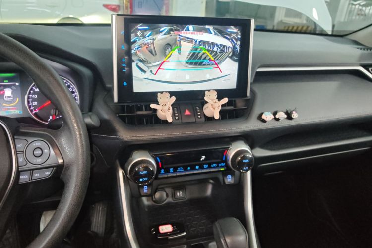 Kia Wildlander 2021 car image #13