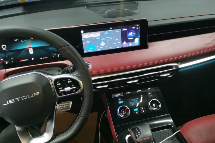 X70 PLUS 2022 car image #13