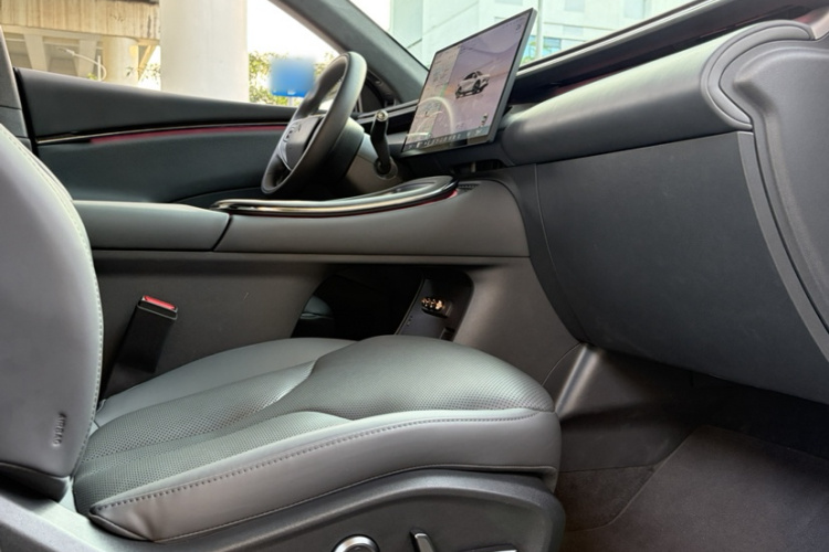 Xpeng G7 2025 #13 Xpeng G7 2025 car image #13